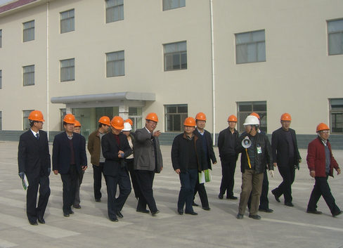 國家農(nóng)業(yè)部、財(cái)政部以及甘肅省農(nóng)業(yè)廳、財(cái)政廳等領(lǐng)導(dǎo)到公司考察調(diào)研